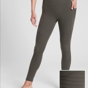 Athleta Inclination Moto Tight in Powervita